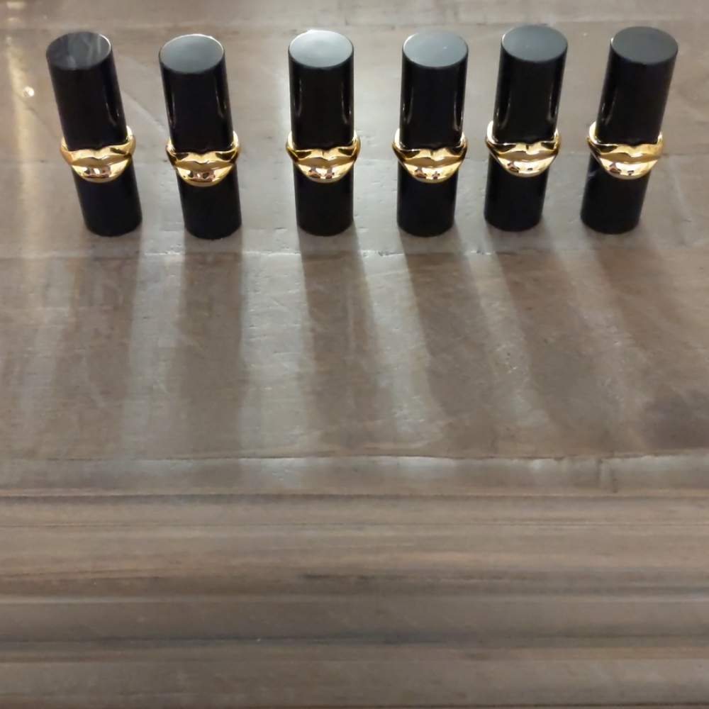Mini Pat McGrath lipsticks